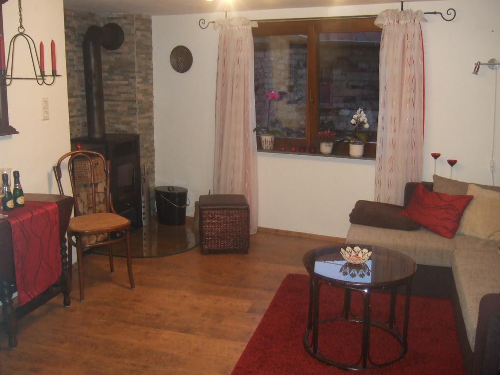 Kleines Winzerhauschen Villa Bremm Room photo